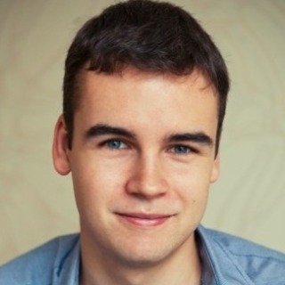 Creative Mobile 的 Vladimir Funtikov 表示，要么打造品牌，要么放弃